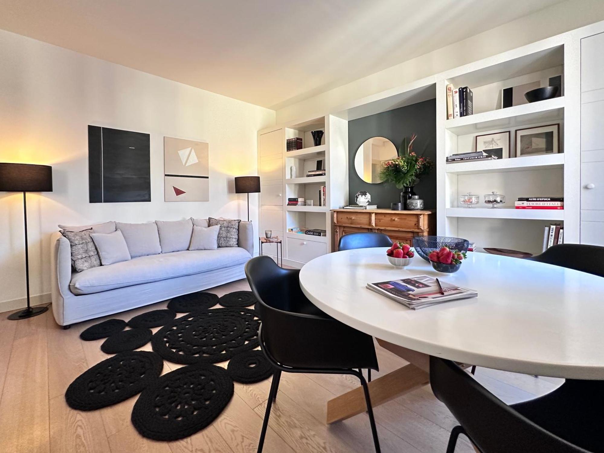 Lily Pads -Elegant Apartment- In The City Center Milan Exterior photo